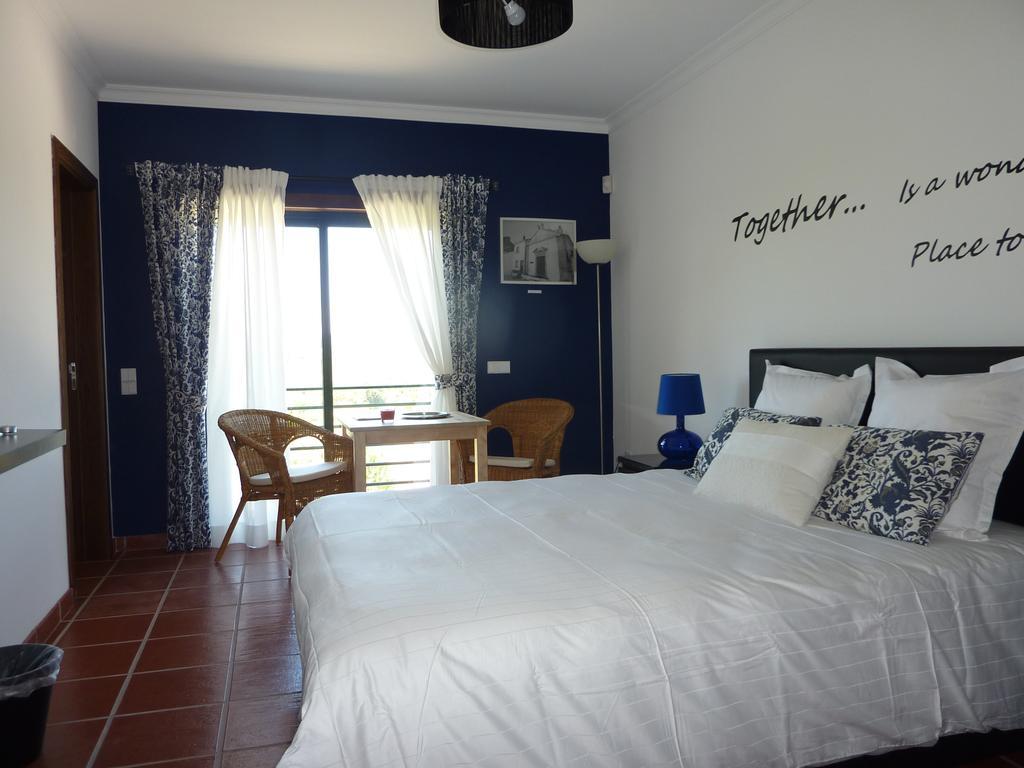 Quinta Helena Bed & Breakfast Almoster Exterior photo